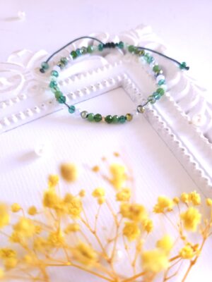 Bratara cu o bila din Aur 585 de 14k de 2.5 mm cu cristale fatetate de sticla mix verde