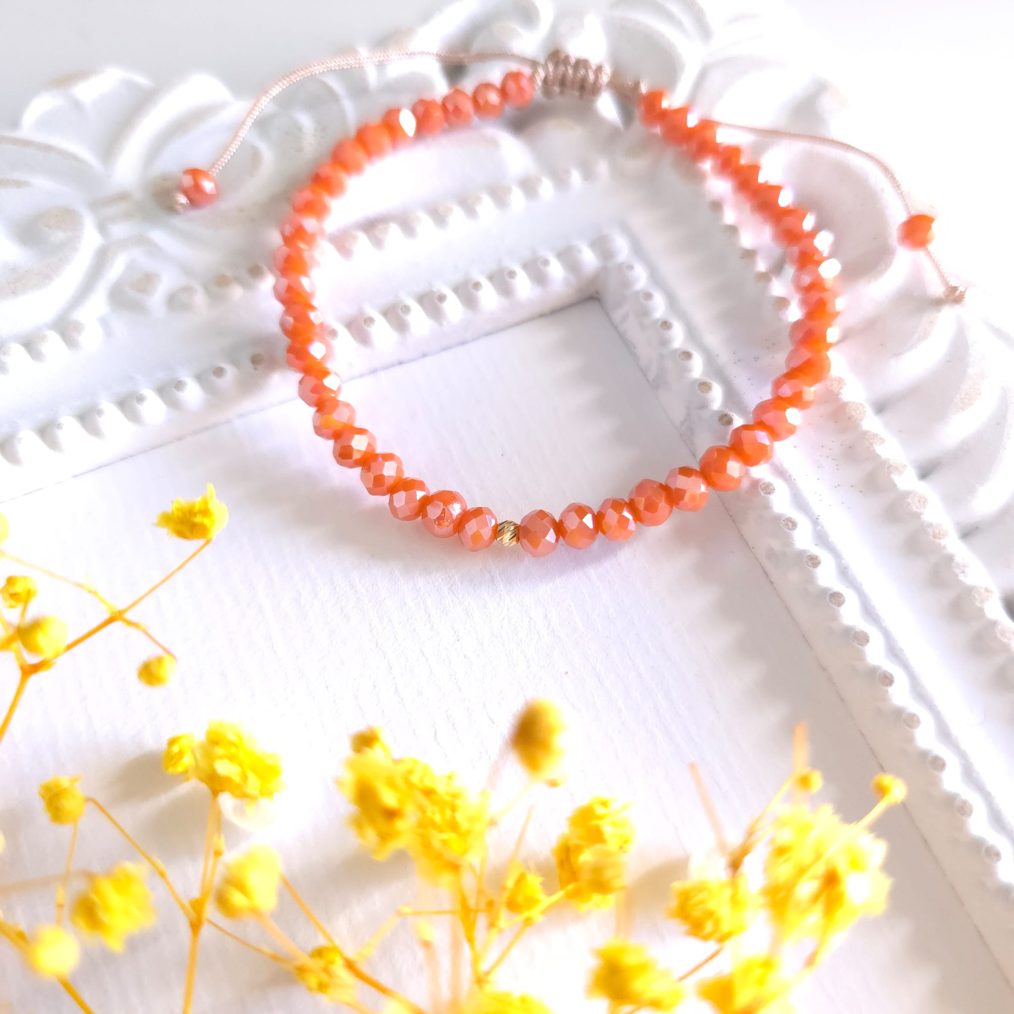 Bratara cu o bila din Aur 585 de 14k de 2.5 mm cu cristale fatetate de sticla coral orange